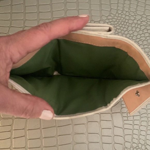 COACH Bees And Flowers Appliqué Burlap And Leather Vintage Wallet - Picture 7 of 8